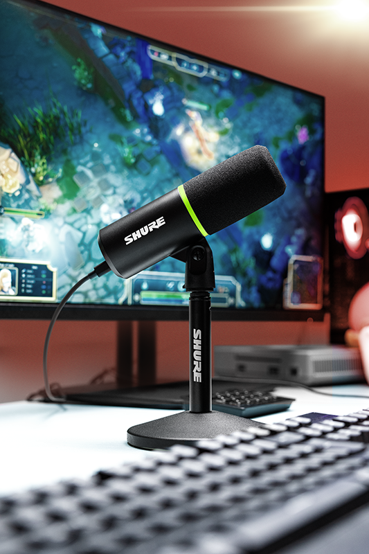 MV6 Streamer Still Close Vertical