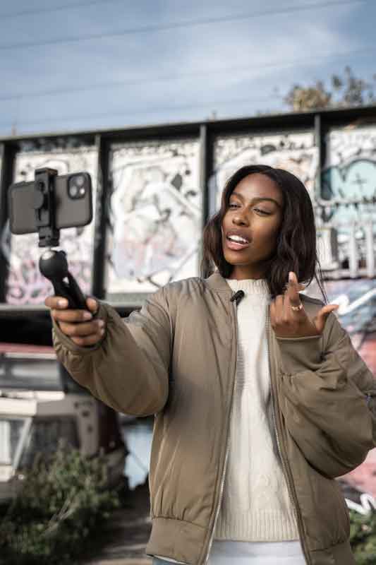 MoveMic One Lav Direct To Phone 3